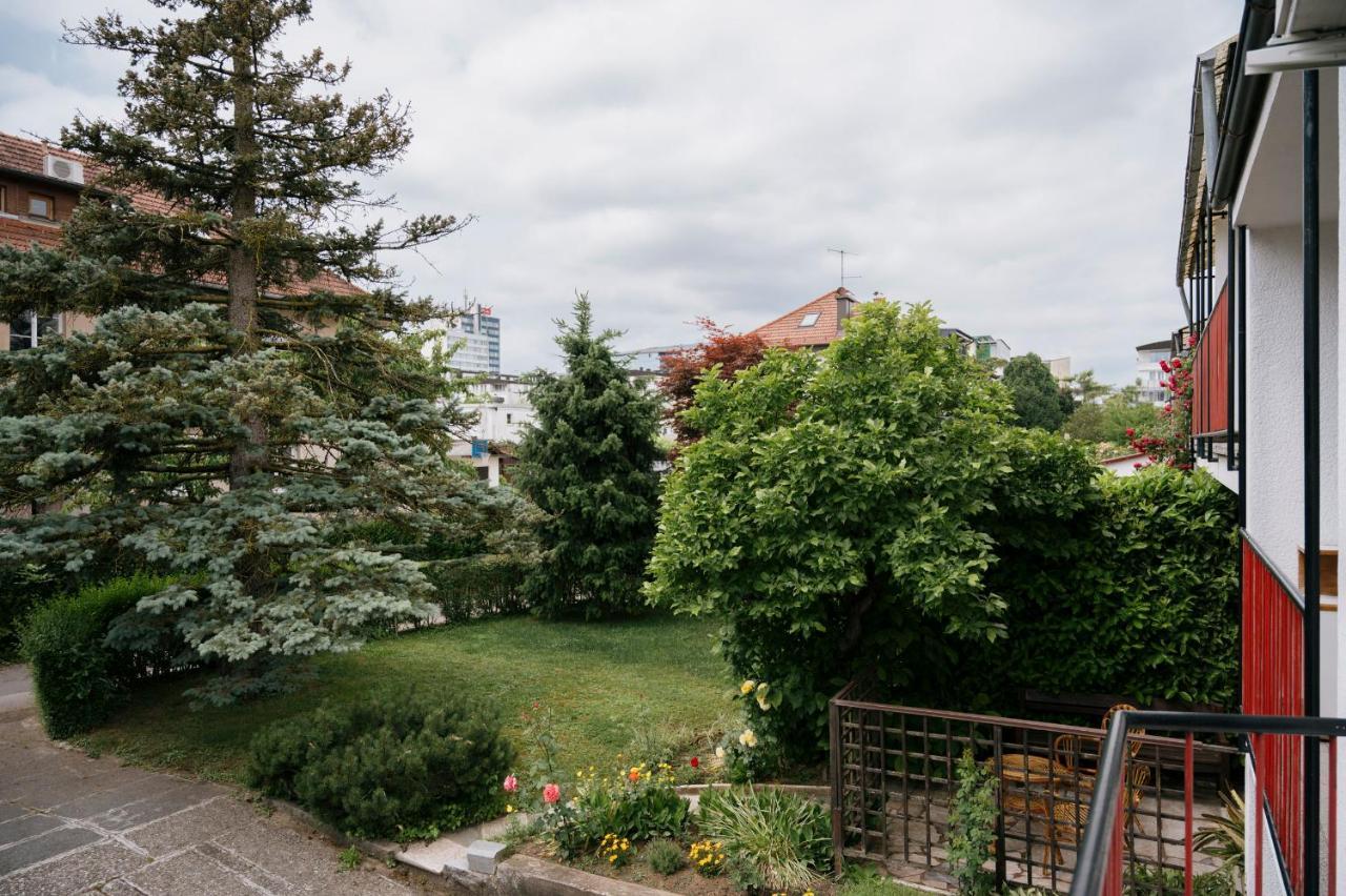 Ljubljana C17 4-Bedroom Private Row House With Garden And Parking Екстериор снимка